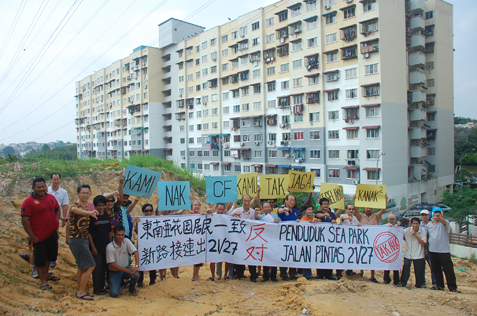 Residents Stage Protest Against Access Road Citizens Journal Malaysia