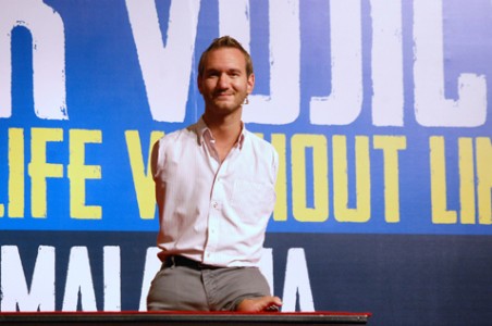 Limitless Nick Vujicic Inspires Malaysian Audience Citizens Journal