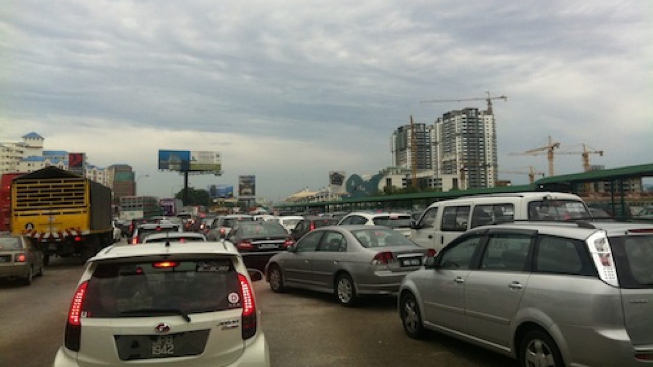 Traffic Almost At Standstill Following Mrr2 Flash Flood Citizens Journal Malaysia