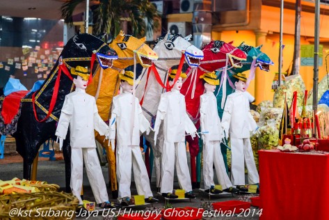 These paper horses are meant to transfer the Hungry Ghosts back to Underworld