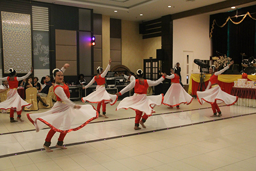 Dancers from Aishwarya Natanam Kshetram