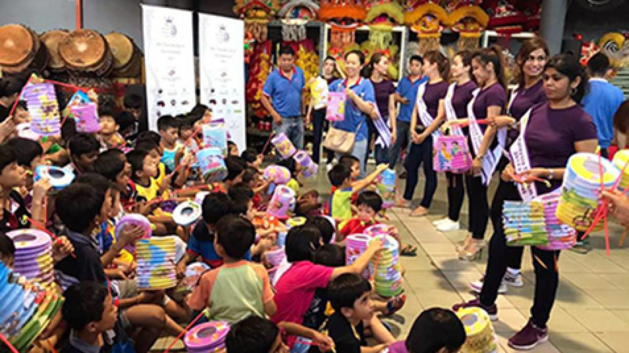 Beauty Queens Celebrate Mid Autumn Fest With Orphans Citizens Journal Malaysia