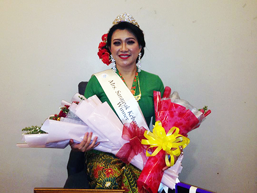 Suziana crowned Miss Sarawak Kebaya, Audrey is Mrs Sarawak Kebaya ...