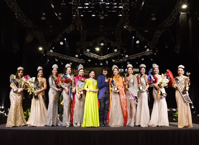 Mrs Malaysia Universe and Mrs Elite Malaysia Universe crowned