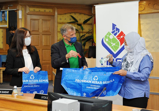 Nestle Malaysia kicks off recycling programme in Klang