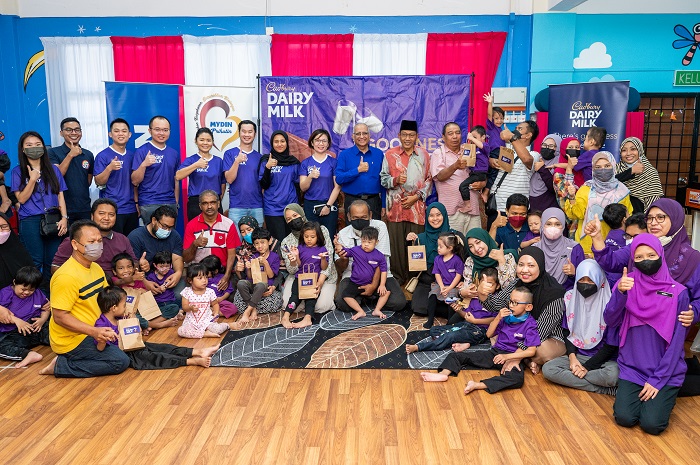 Cadbury, MYDIN join hands to help six charity homes