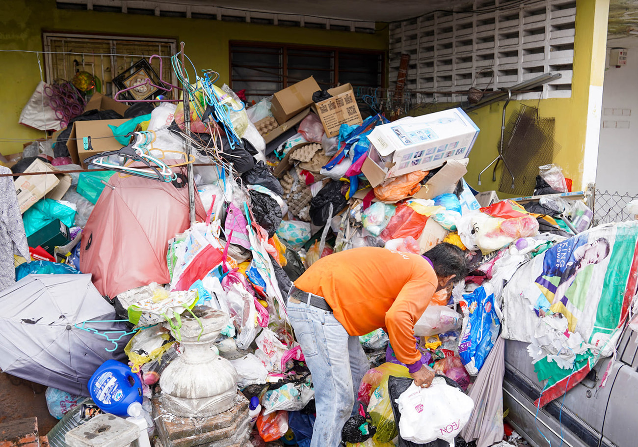 Ipoh City Council takes action against hoarding disorder