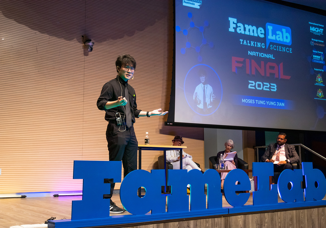 APU student Ejjaz Hakimi shines in FameLab Malaysia 2023