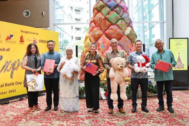 ‘Batik Explosion’ unveiled at KL Convention Centre - Citizens Journal
