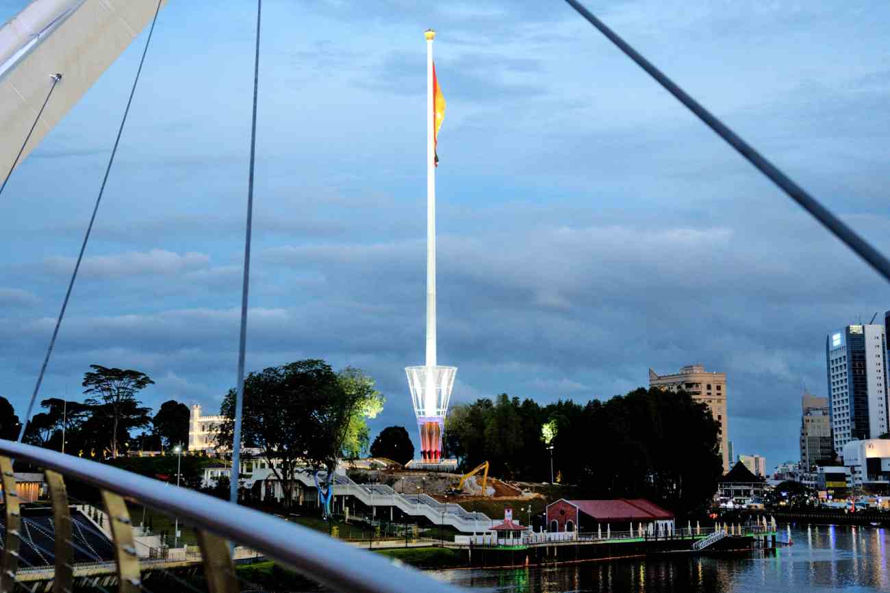 Sarawak Premier names state flag "Ibu Pertiwi"