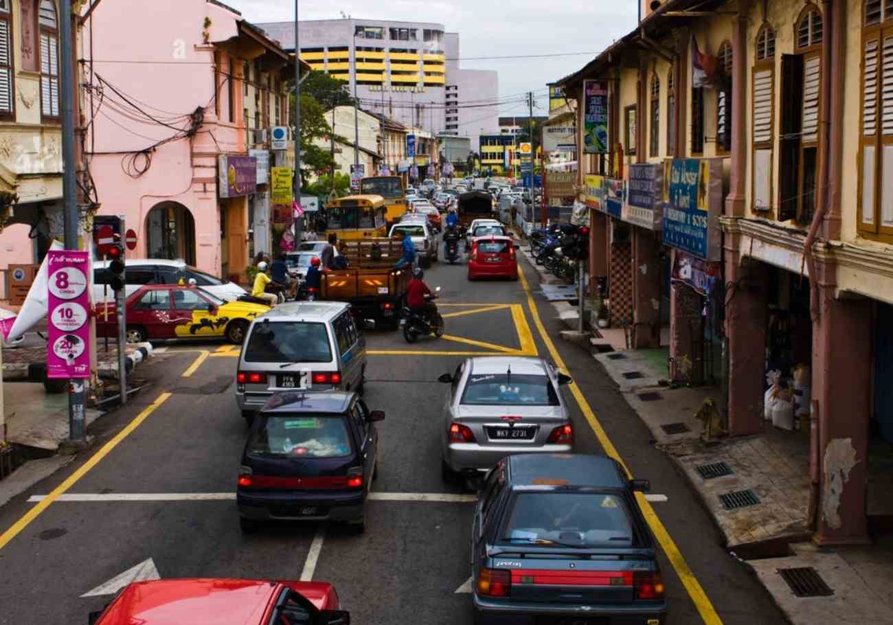 Melaka boosts vehicle-free zone, traders see profits soar