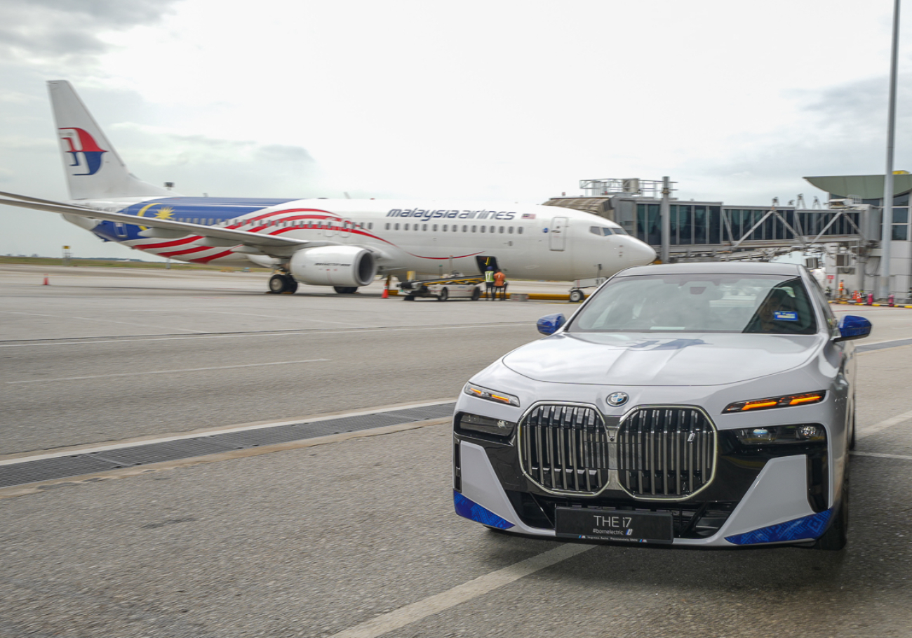 BMW i7 elevates Malaysia Airlines passenger experience