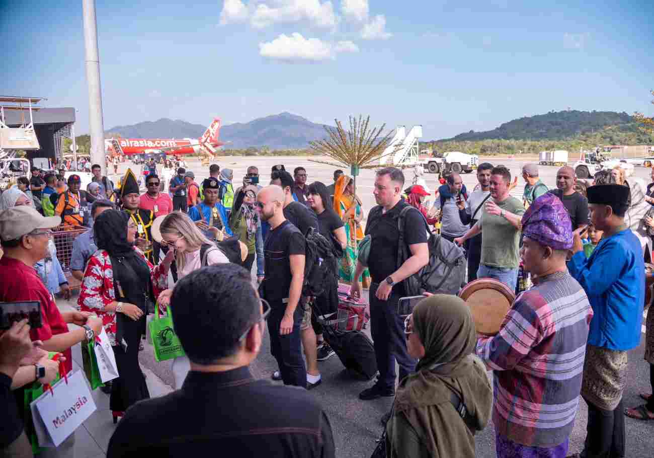 Langkawi celebrated the arrival of Flydubai's inaugural flight from Dubai, United Arab Emirates (UAE), marking a significant milestone for the island's tourism sector. 