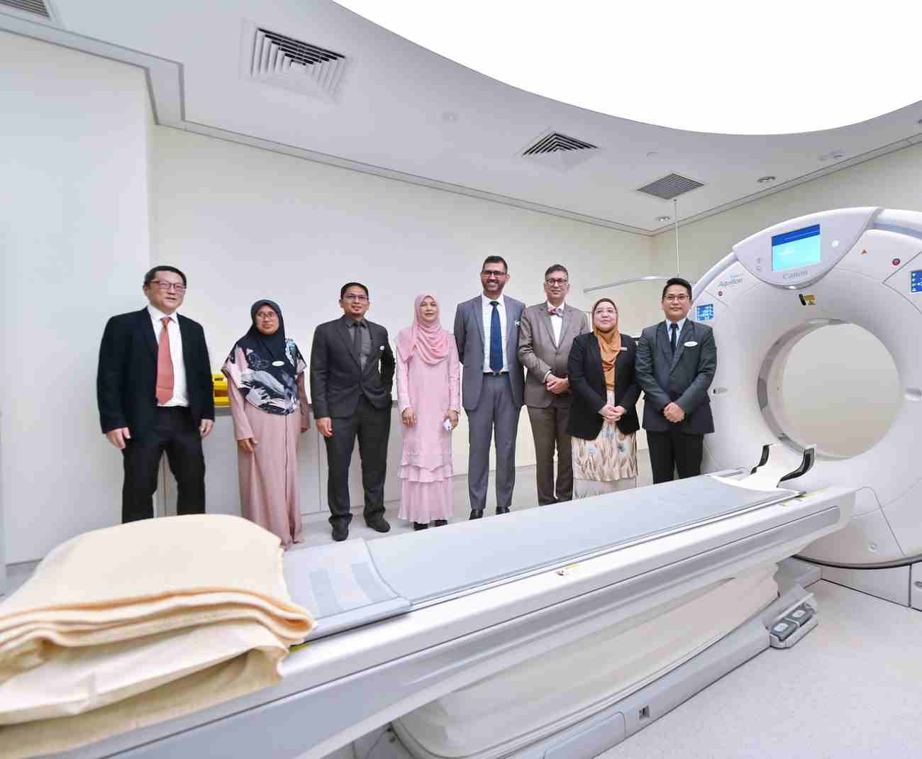 Columbia Asia Hospital - Bukit Jalil (CAH-BKJ) officially opened its doors today, marking the 18th hospital in Malaysia for the Columbia Asia group. 