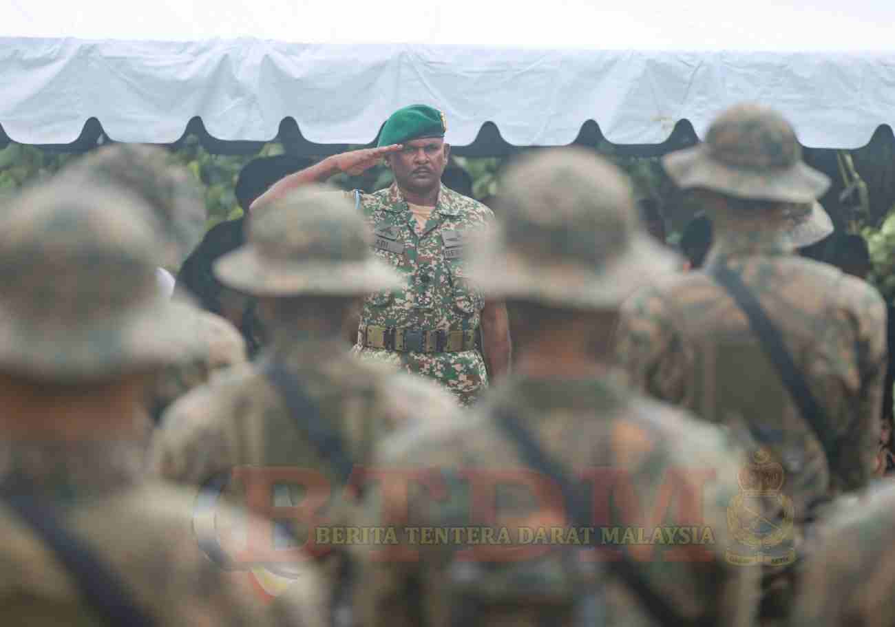 2nd Lt. Chan Ming Youn breaks barriers as a commando training