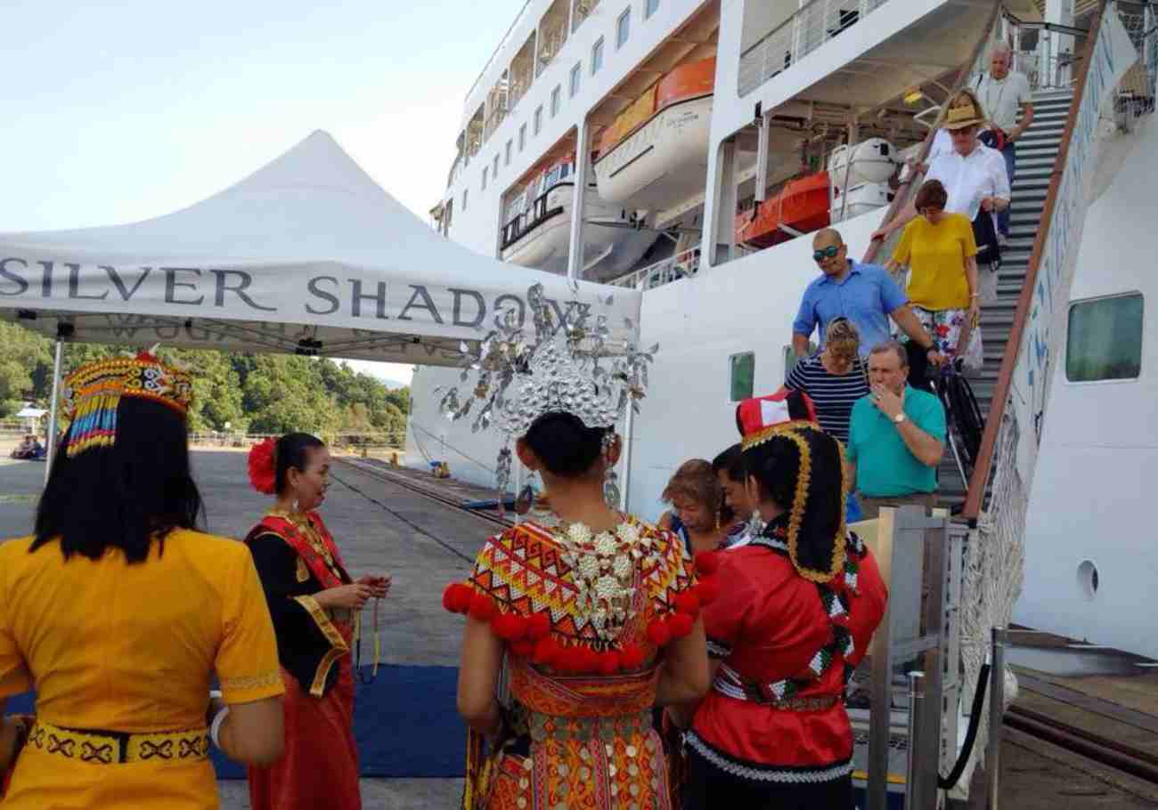 Luxurious Silver Cruise ship makes first stop in Sarawak