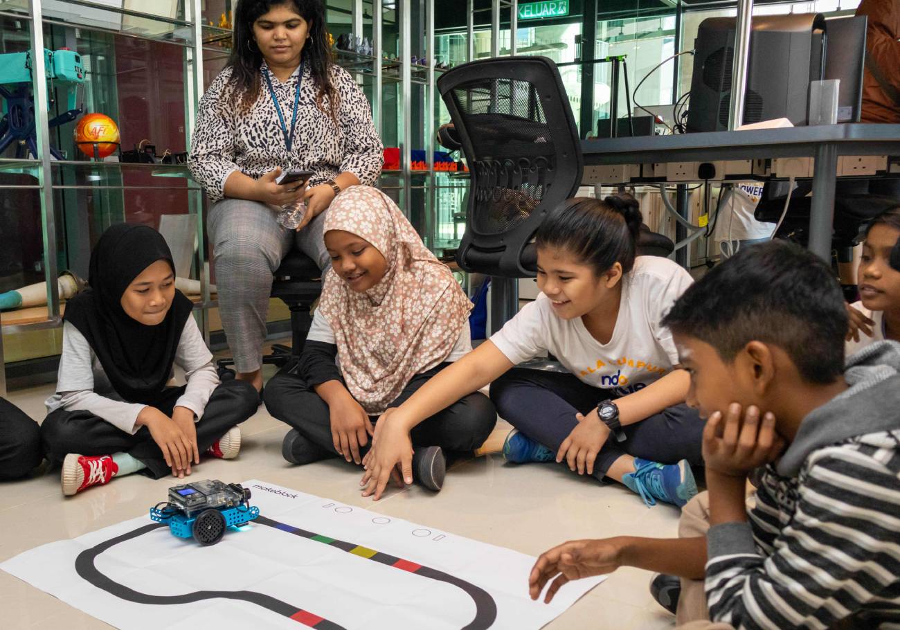 APU hosts Tech-Day event, inspiring young minds