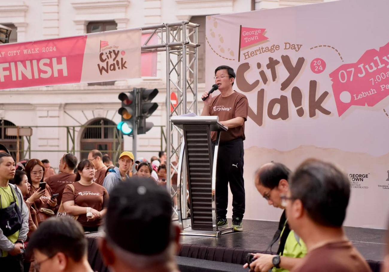 George Town celebrates heritage with 1,500-strong city walk