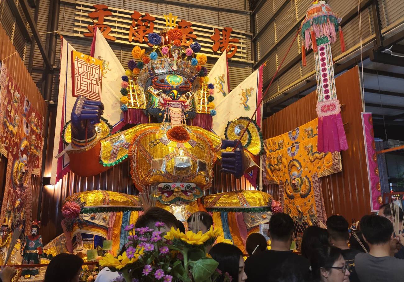 Experience the Hungry Ghost Festival in Bukit Mertajam