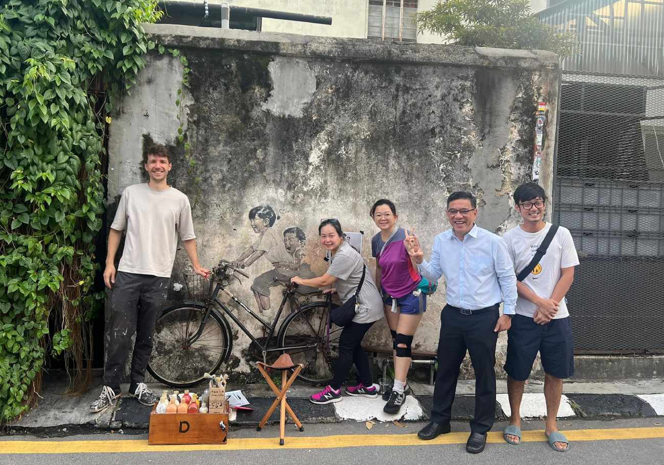 Ernest Zacharevic restores iconic Penang murals