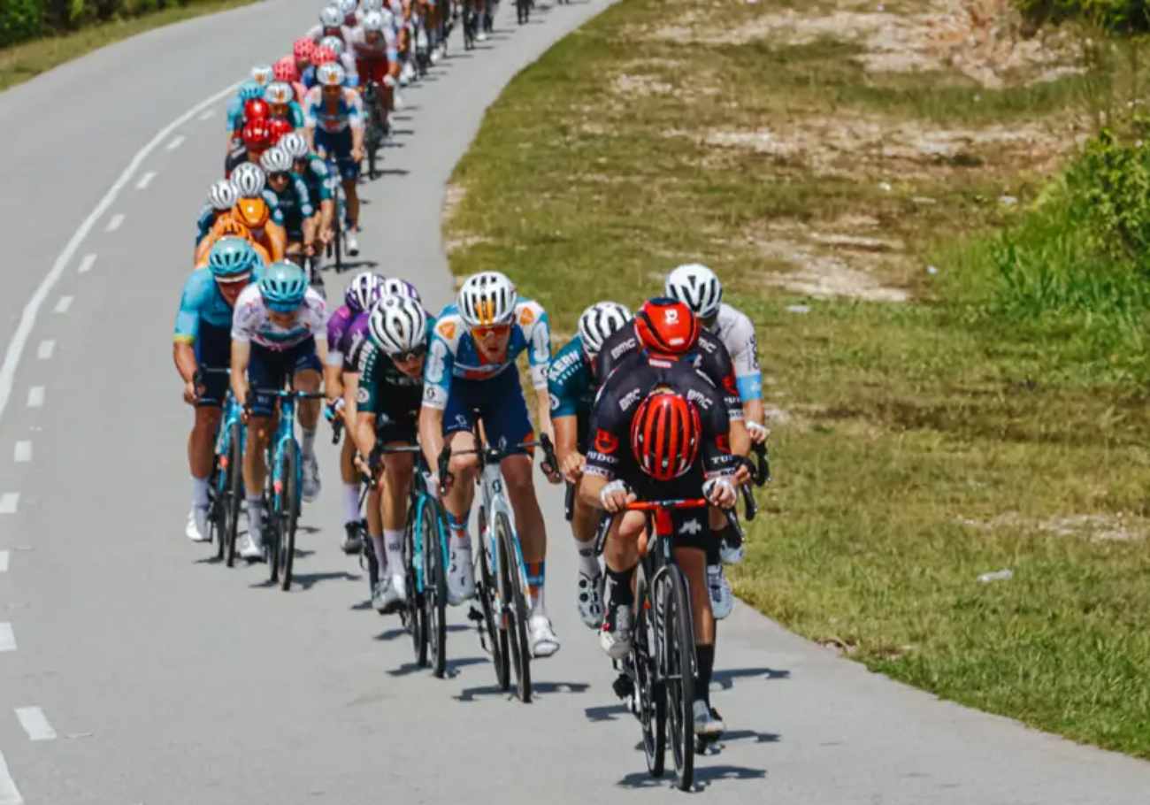 Arvid de Kleijn sprints to victory in Le Tour de Langkawi stage 4