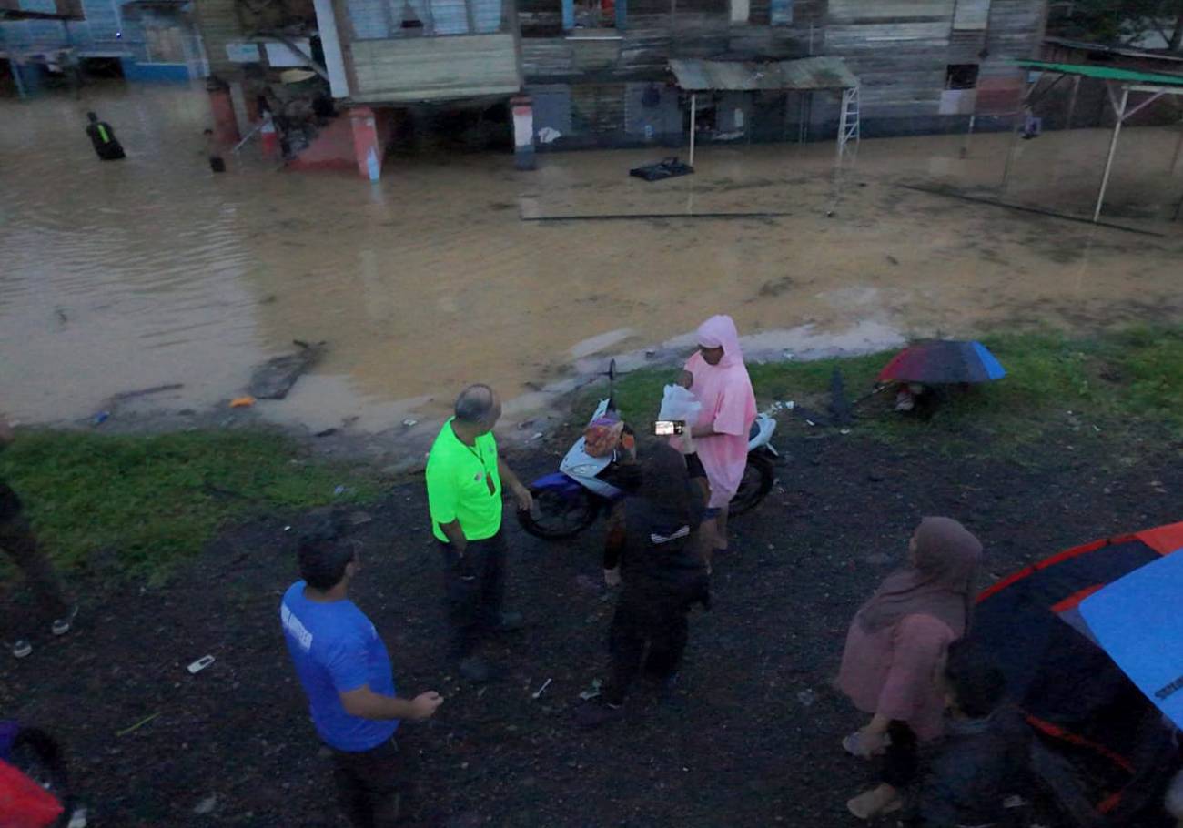 Relief efforts bring hope to flood-hit Kg Mohd Amin, JB