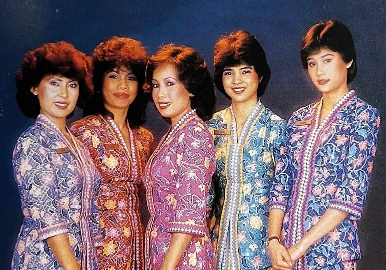 Malaysia Airlines showcases iconic ‘Sarong Kebaya’ uniforms