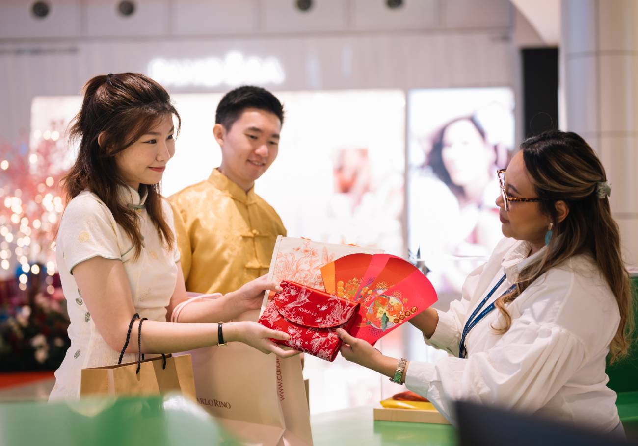 Celebrate Lunar New Year festivities at IOI Malls